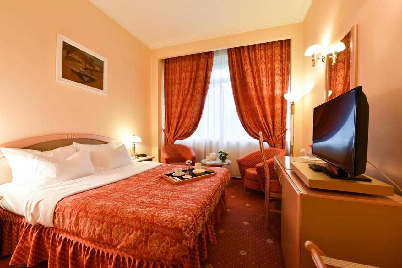 Hotel Belvedere Braila Luaran gambar